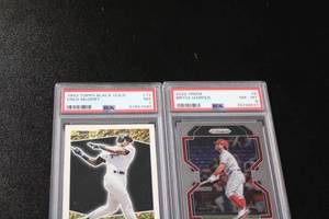 lot 157 image: Graded Baseball Card Lot  4 Graded Cards