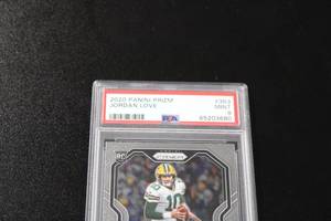 lot 171 image: 2020 Prizm Jordan Love #363 Rookie Card PSA 9