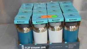 lot 3 image: 16 Pack Stanley Go IceFlow Flip Straw Leakproof Jug, 64oz,