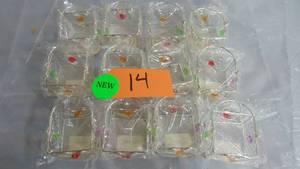 lot 14 image: 12 Pack silver square basket 9106