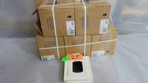 lot 24 image: 25 Pack Builders Edge 130010010001 Mounting Block, 8 Inch Length By 7 Inch Width, White