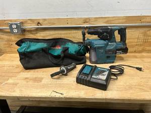MAKITA Hammer Drill with HEPA Filter, Battery, Charger and Bag