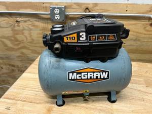 MCGRAW 3 Gallon Oil Free Portable Air Compressor