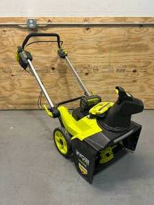 RYOBI Battery Powered Snow Blower (RY408010VNM) with Battery and Charger