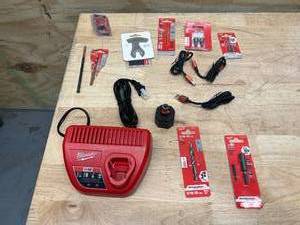 MILWAUKEE Lot of Miscellaneous Items