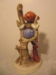 lot 43 image: Mk6 Out Of Danger Hummel Figurine