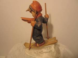 lot 45 image: Mk3 Skier Hummel Figurine