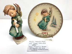 lot 1 image: Mk3 Heavenly Angel Hummel Figurine w Matching 1st Edition 1971 Handpainted Plate