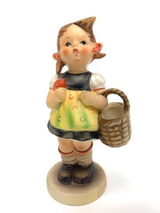 lot 8 image: Mk6 Sister Hummel Figurine