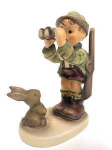 lot 32 image: Mk4 Good Hunting Hummel Figurine
