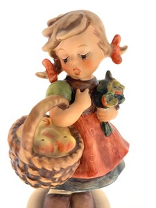 lot 36 image: Mk6 Autumn Harvest Hummel Figurine
