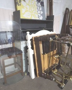 lot 2 image: furniture