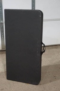 lot 27 image: poly folding table