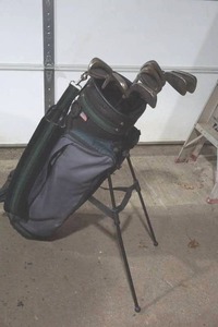 lot 53 image: golf clubs and bag
