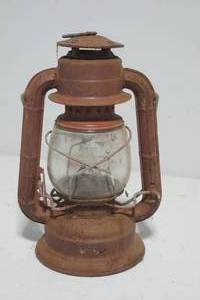 lot 68 image: vintage lantern