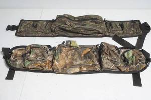 lot 84 image: camo fanny pack