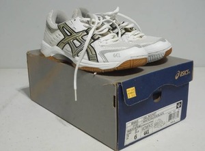 lot 89 image: womens shoe