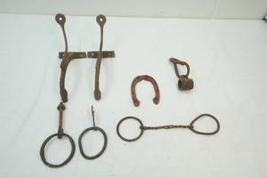 lot 107 image: buggy step brackets