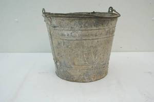 lot 108 image: galvanized pale