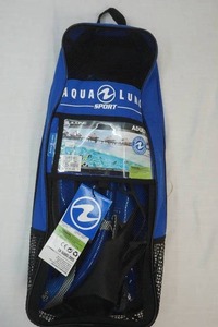 lot 114 image: snorkel kit