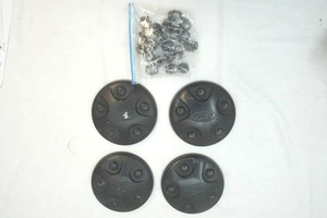 lot 132 image: hub caps and lug nuts