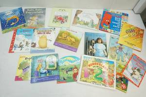 lot 138 image: childrens books