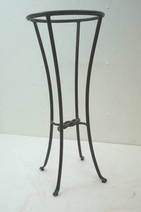 lot 158 image: garden globe stand