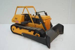 lot 166 image: Mighty Tonka bull dozer