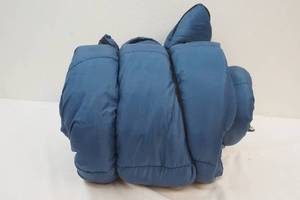lot 177 image: sleeping bag
