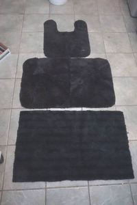 lot 189 image: accent rugs