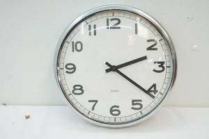 lot 193 image: wall clock