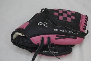 lot 196 image: softball glove