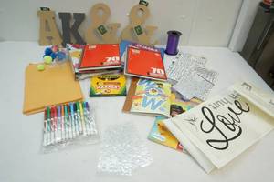 lot 197 image: craft items