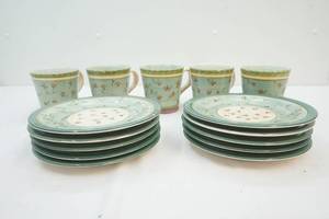 lot 237 image: plate and cup set