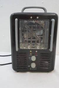 lot 241 image: heater