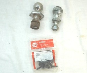 lot 247 image: trailer hitch balls