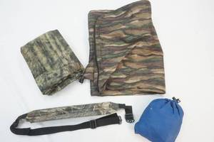 lot 256 image: bow case