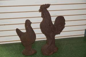lot 95 image: Antique Cast Iron Rooster & Hen Set