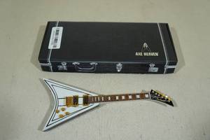 lot 106 image: Axe Heaven Randy Rhoads White Flying V Mini Guitar Replica
