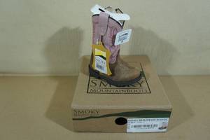 lot 170 image: Smoky Mountain Boots -Little Kid Size 4, PinkBrown