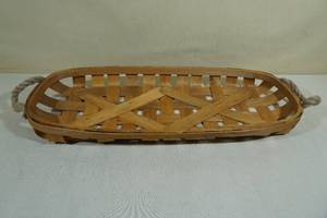 lot 244 image: Amish Vegetable & Fruit Basket
