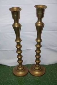 lot 301 image: Vintage 34 Heavy Brass Candle Sticks