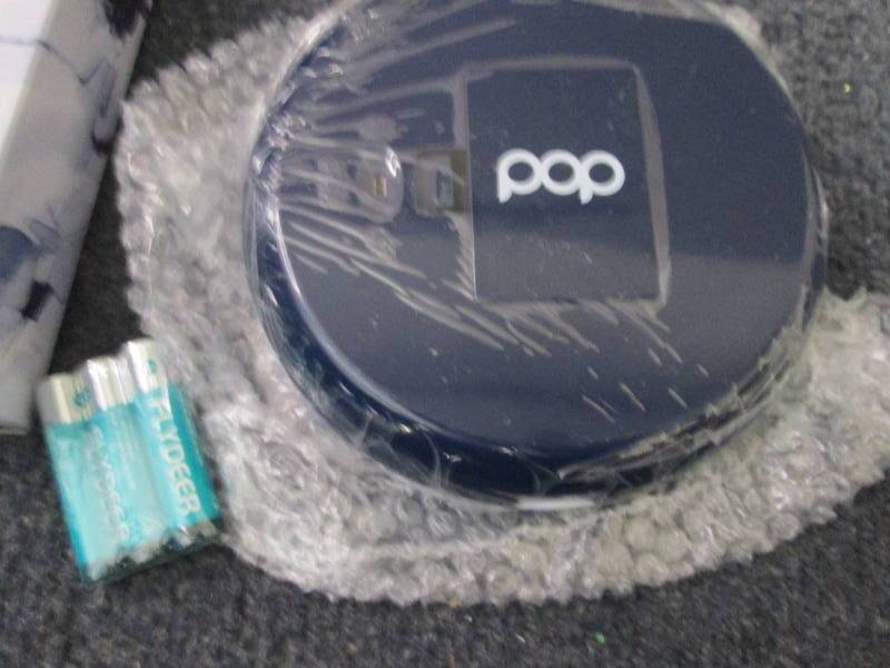 lot 67 image: Pop Sonic Compact LED Lighted Mirro...