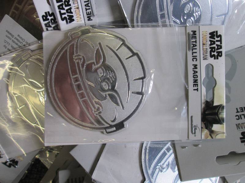 lot 204 image: big lot of star wars metallic magne...