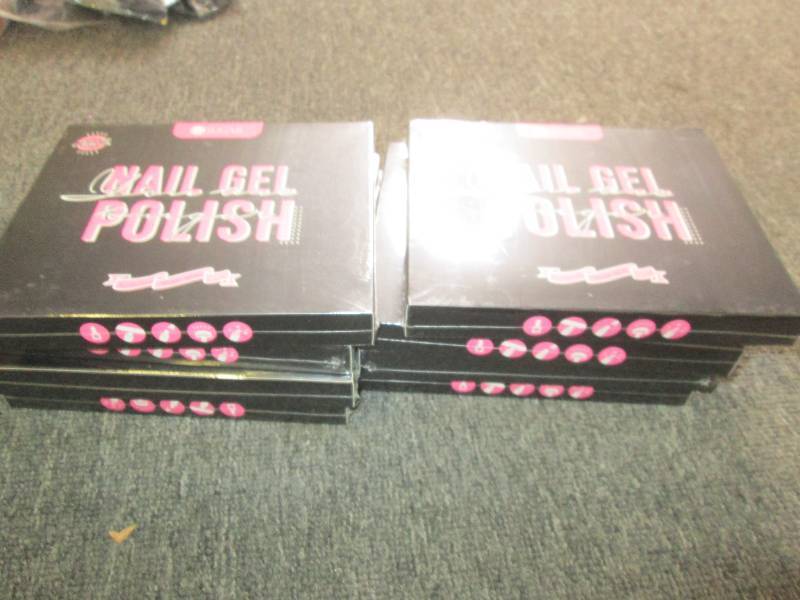 lot 356 image: 8 new nail gel polish sets...