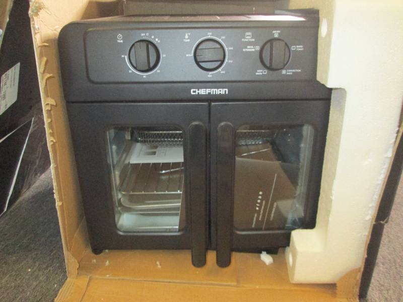 lot 76 image: Chefman26-Qt. French Door Air Frye...