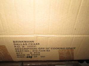 lot 0436 image: Case of Grill Grates