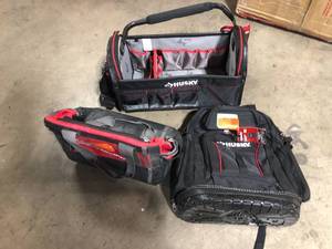 lot 36 image: Lot of Assorted Tool Bags Various Models and Conditions Customer Returns See Pictures