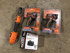 lot 123 image: Lot of Ridgid Power Tools  Various Models and Conditions Customer Returns See Pictures