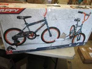 lot 24 image: Huffy Kids Pro Thunder 16 Bike wi...